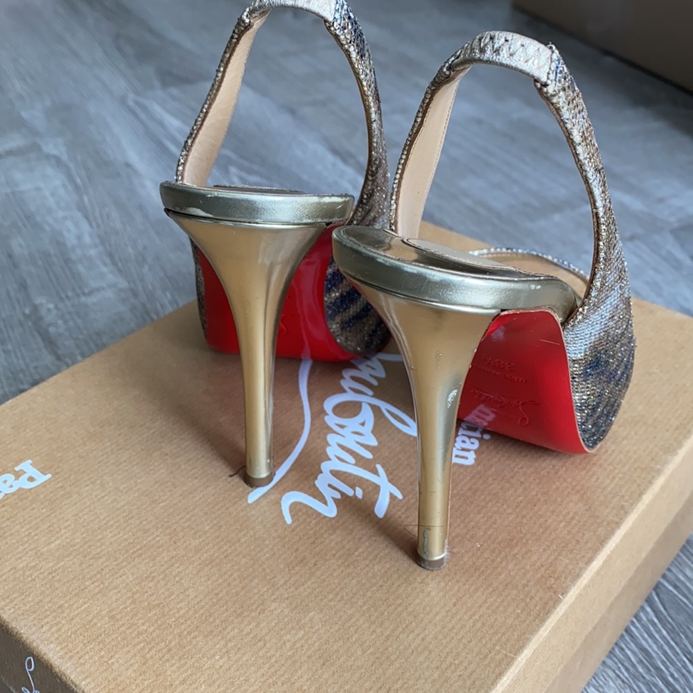 Shoes - Picture 3 of 7